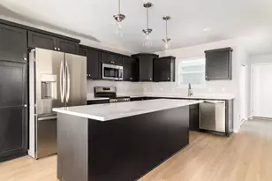 9244 Gentle Feather Rd, Verona, WI 53593 - Photo 7