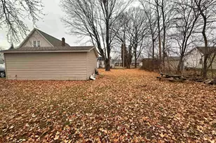 809 E State St, Mauston, WI 53948 - Photo 5