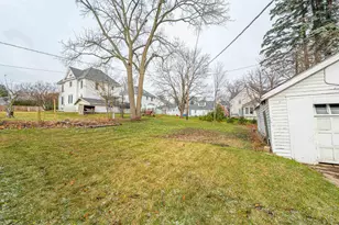 2113 11th St, Monroe, WI 53566 - Photo 41