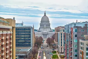 360 W Washington Ave, Madison, WI 53703 - Photo 47