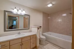 360 W Washington Ave, Madison, WI 53703 - Photo 19