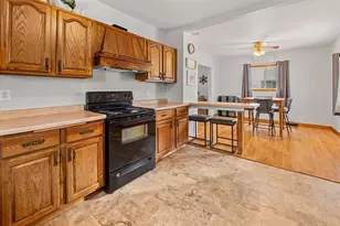 420 De Clark St, Beaver Dam, WI 53916 - Photo 9