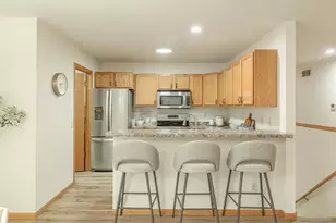 406 Bay Hill Dr, Madison, WI 53717 - Photo 13