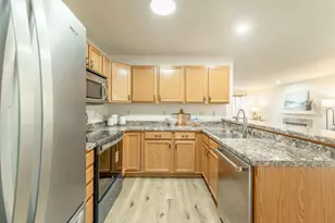 406 Bay Hill Dr, Madison, WI 53717 - Photo 17