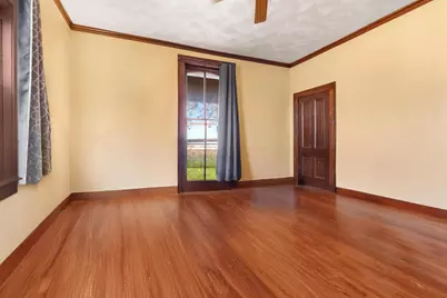 395 W Cedarville Road, Freeport, IL 61032 - Photo 3