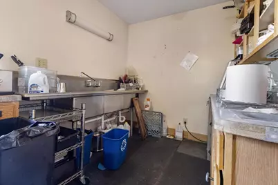 395 W Cedarville Road, Freeport, IL 61032 - Photo 23