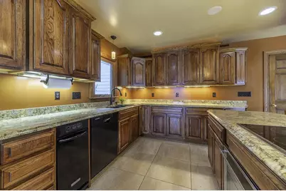 1135 Home Park Avenue, Janesville, WI 53545 - Photo 5