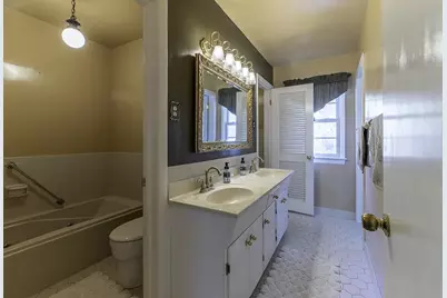 1135 Home Park Avenue, Janesville, WI 53545 - Photo 13