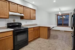 107 Ravine Rd, Mount Horeb, WI 53572 - Photo 9