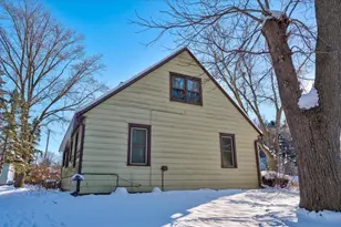 505 N Cleveland St, Poynette, WI 53955 - Photo 33