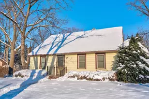 505 N Cleveland St, Poynette, WI 53955 - Photo 29