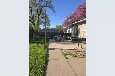 218 Ohio Street, Prairie Du Chien, WI 53821 - Photo 3