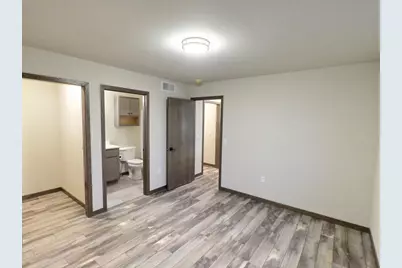 309 Prairie Hills Drive, Ridgeville, WI 53533 - Photo 9