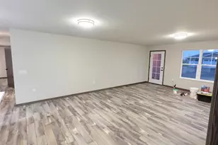 309 Prairie Hills Dr, Ridgeville, WI 53533 - Photo 5