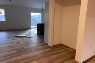 614 Roosevelt St, Baraboo, WI 53913 - Photo 3