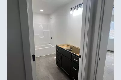 422 Eisenhower Street, Baraboo, WI 53913 - Photo 17