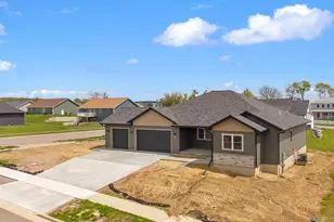 422 Eisenhower St, Baraboo, WI 53913 - Photo 47