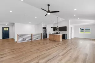 422 Eisenhower St, Baraboo, WI 53913 - Photo 11