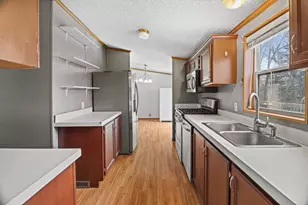 3653 13th Dr, Wisconsin Dells, WI 53965 - Photo 11