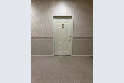 1604 S Golf Glen #H, Madison, WI 53704 - Photo 3