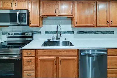 6302 Mineral Point Road #321, Madison, WI 53705 - Photo 47