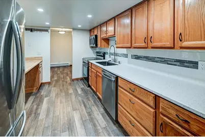 6302 Mineral Point Road #321, Madison, WI 53705 - Photo 43