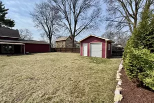 410 Galena St, Prairie Du Sac, WI 53578 - Photo 3