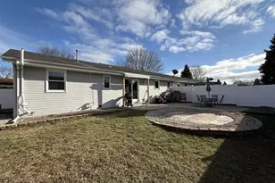 1419 Dayton Dr, Janesville, WI 53546 - Photo 31