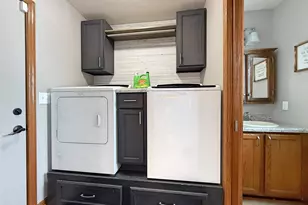 1419 Dayton Dr, Janesville, WI 53546 - Photo 11