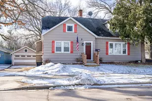 314 W State St, Mauston, WI 53948 - Photo 1