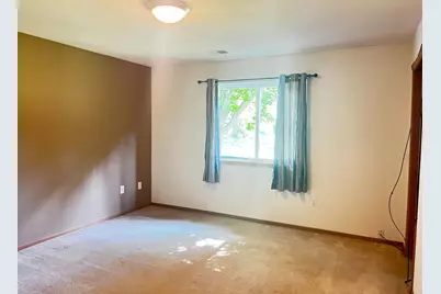 590 Kelvington Drive, Sun Prairie, WI 53590 - Photo 15