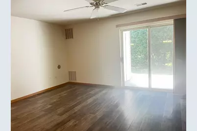 590 Kelvington Drive, Sun Prairie, WI 53590 - Photo 9