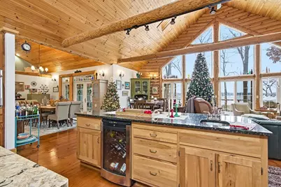 N4272 Sleepy Hollow Road, Cambridge, WI 53523 - Photo 5