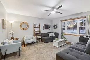 1164 Tifwood Dr, Jefferson, WI 53549 - Photo 5