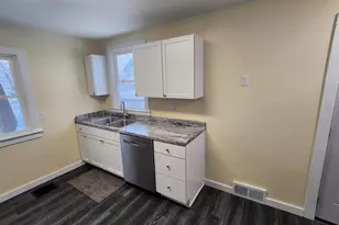 1315 Elizabeth St, Janesville, WI 53548 - Photo 17