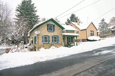 114 E Green Street, Watertown, WI 53098 - Photo 19