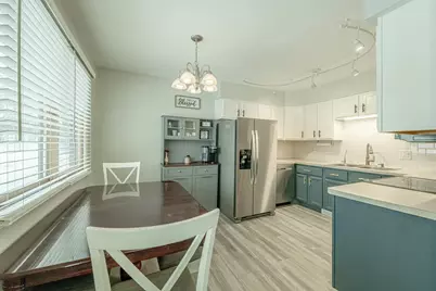 311 - 313 Wilson Street, Mount Horeb, WI 53572 - Photo 5