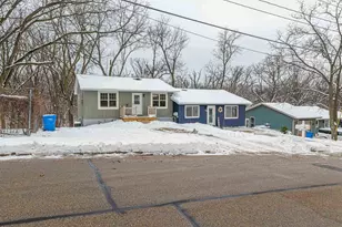 311 - 313 Wilson St, Mount Horeb, WI 53572 - Photo 29