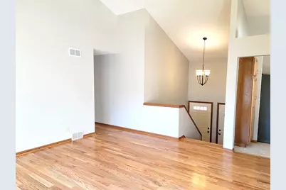 1823 Wallinford Drive, Sun Prairie, WI 53590 - Photo 3