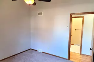 1823 Wallinford Dr, Sun Prairie, WI 53590 - Photo 35