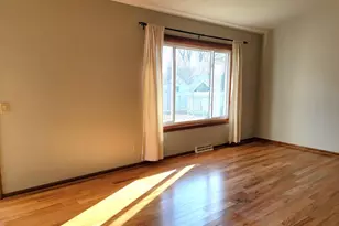 1823 Wallinford Dr, Sun Prairie, WI 53590 - Photo 5