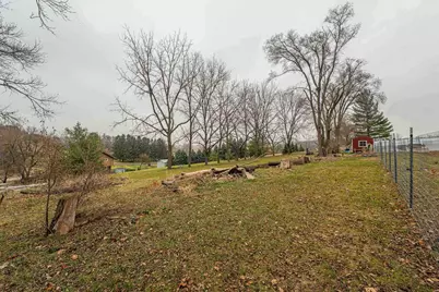 W5526 Rolling Acres Lane, Monroe, WI 53566 - Photo 41