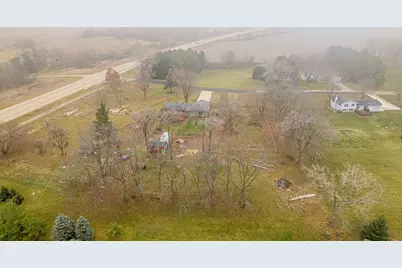 W5526 Rolling Acres Lane, Monroe, WI 53566 - Photo 55
