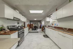 W5526 Rolling Acres Ln, Monroe, WI 53566 - Photo 11