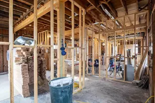 704 Ash St, Baraboo, WI 53913 - Photo 15