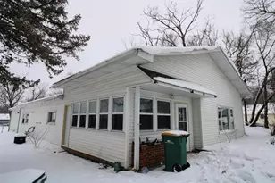 218 Dawson Ave, Beloit, WI 53511 - Photo 11