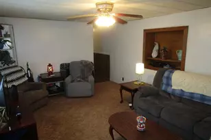 23 Falling Creek Dr, Janesville, WI 53548 - Photo 5