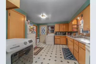 25 W Franklin Street, Waupun, WI 53963 - Photo 3