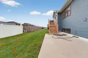 654 Locust Ln, Janesville, WI 53536 - Photo 37