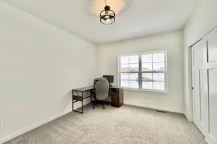 3224 S Bartells Dr, Beloit, WI 53511 - Photo 17